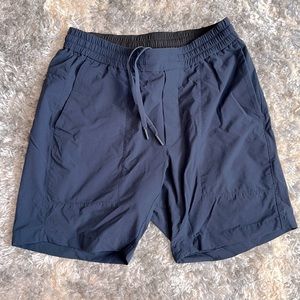 Lululemon Bowline Shorts 8”